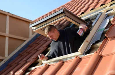 Pose de fenêtres de toit Velux à Lauthiers
